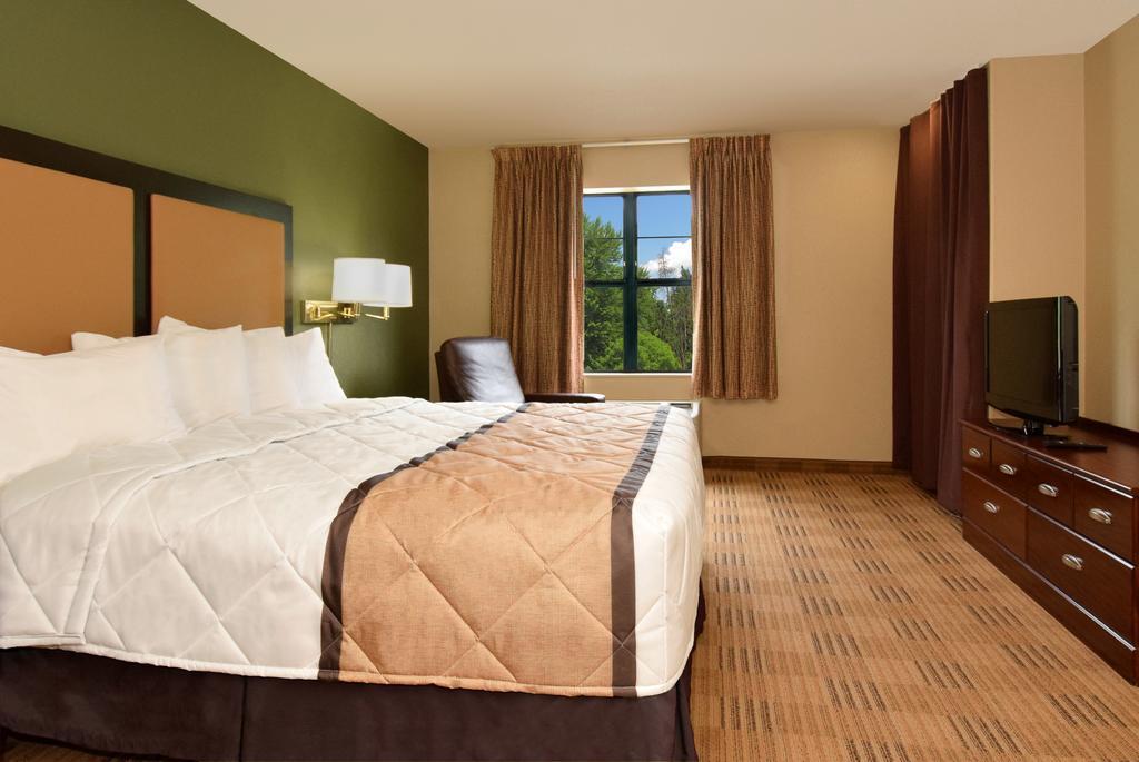 Extended Stay America Suites - Stockton - March Lane Esterno foto