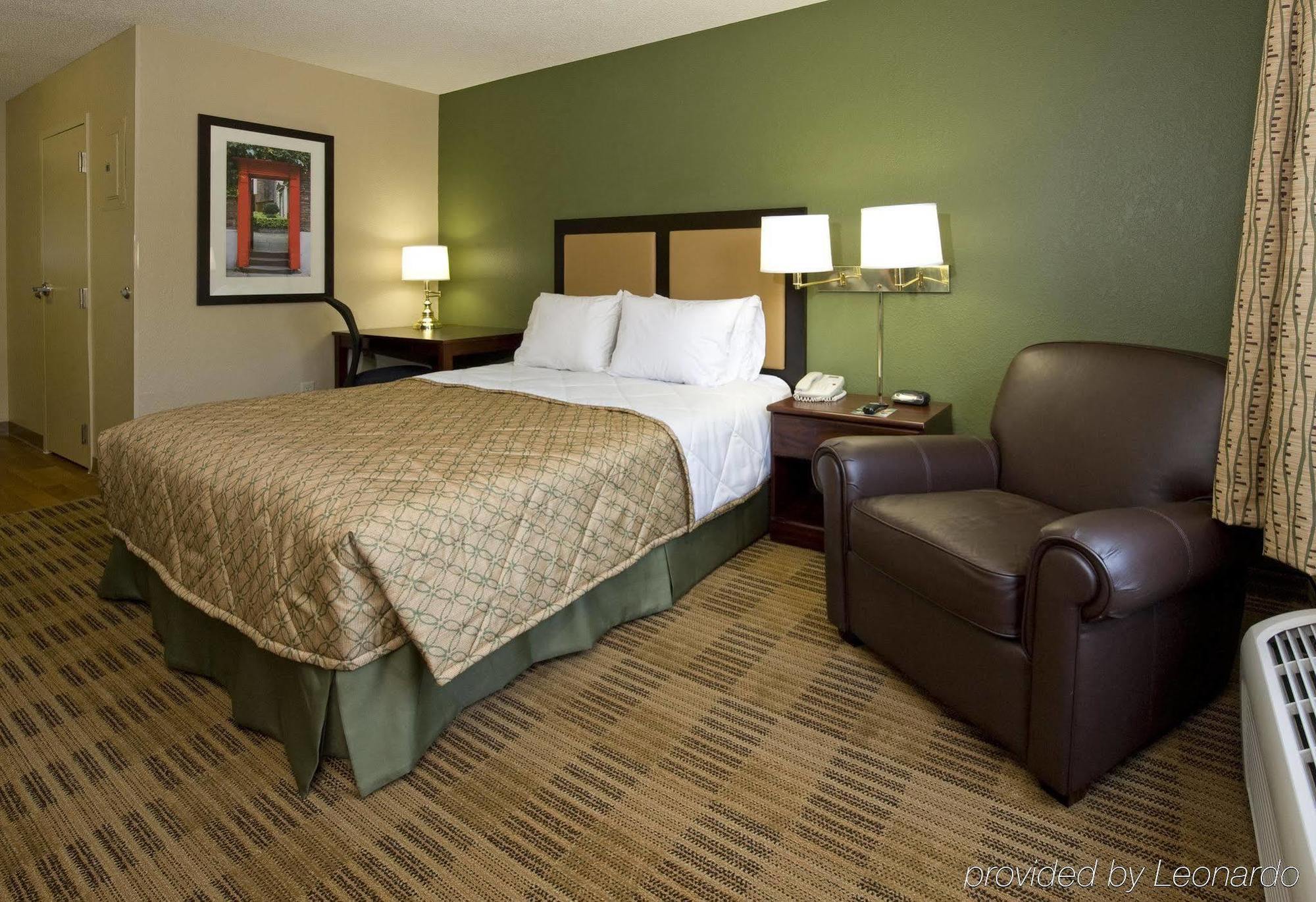 Extended Stay America Suites - Stockton - March Lane Esterno foto